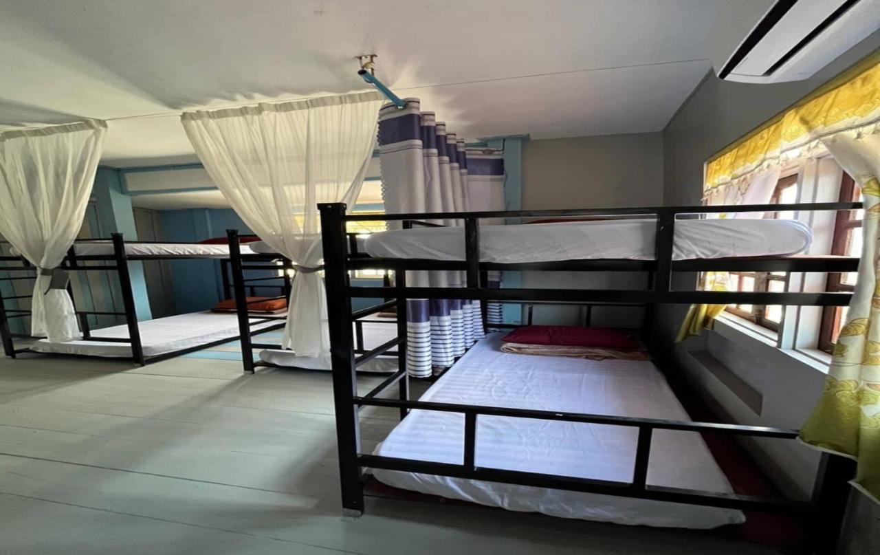 Vang Vieng Queen'S- Mountain View Hotel Exteriör bild