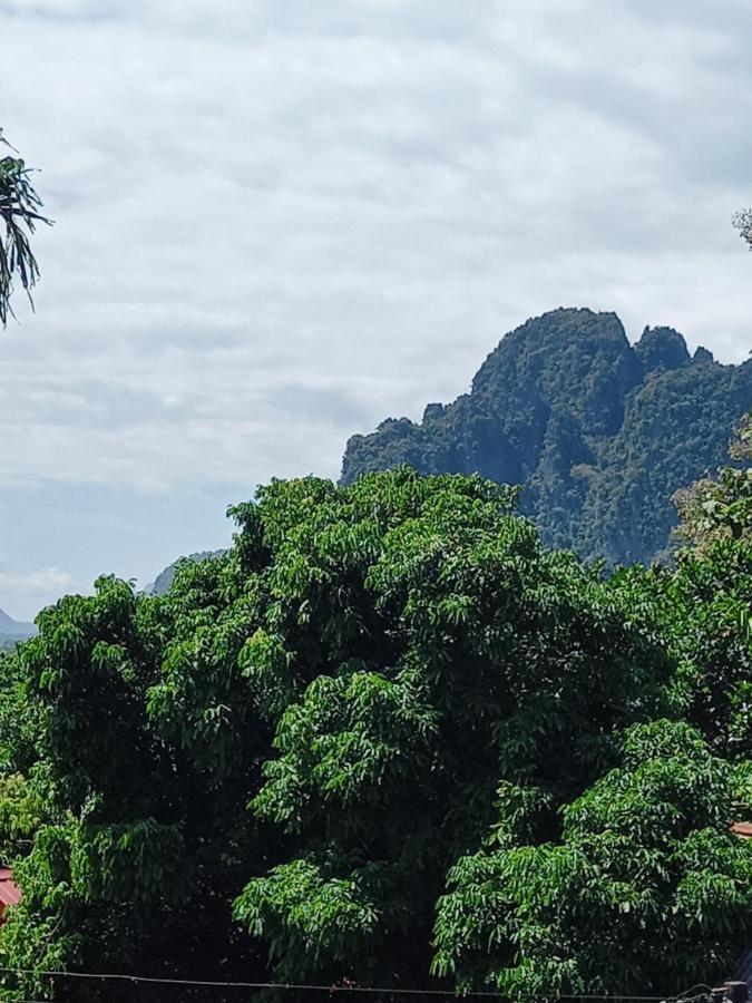 Vang Vieng Queen'S- Mountain View Hotel Exteriör bild